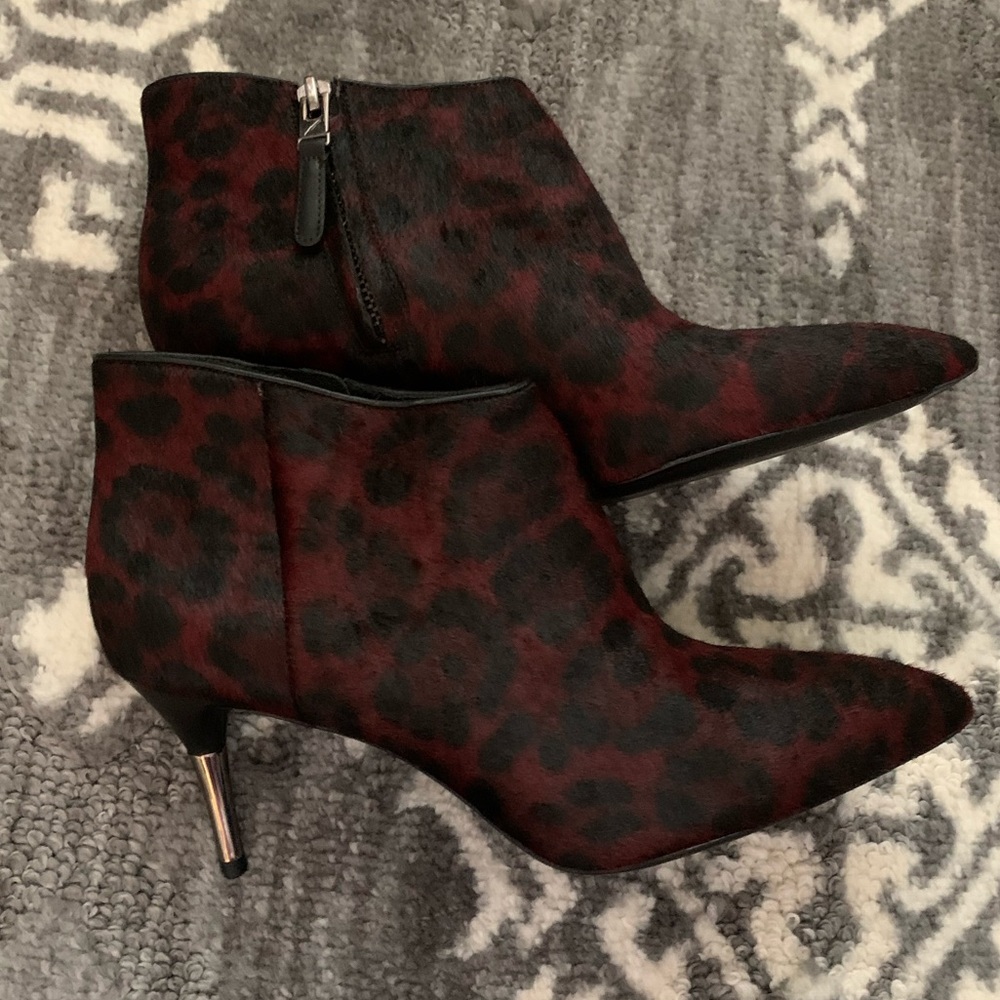 Brian Atwood 7.5/38